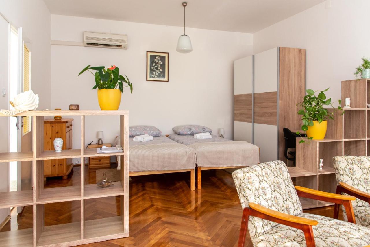Studio Apartman Marija ซาเกร็บ ภายนอก รูปภาพ