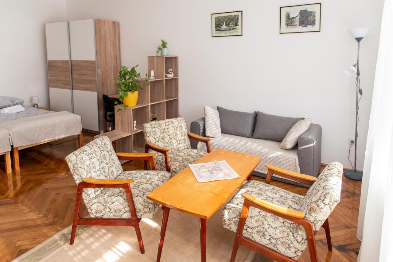 Studio Apartman Marija ซาเกร็บ ภายนอก รูปภาพ